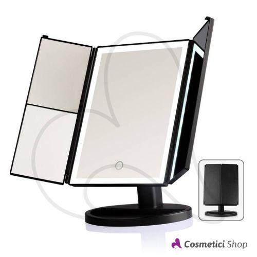 Immagine di Specchio a 3 ante con LED Makeup Mirror Labor Pro